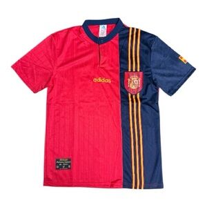 1996/98 spain retro home kit. Brand new classic jersey with tags.